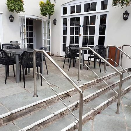 The George Hotel Wetherspoon Brecon Esterno foto